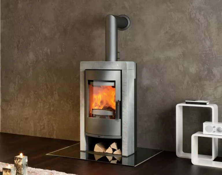 Le poêle à bois RIKA Melun est disponible sur Valence (Drôme Ardèche) chez Poêle & Ambiance !