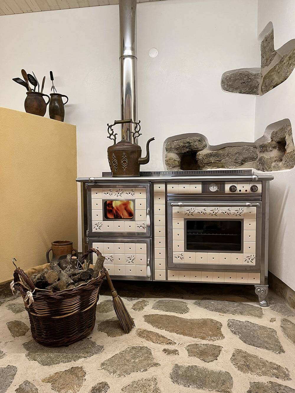 Cuisinière à bois ou cuisinière mixte : Chauffage écologique et cuisine authentique sur Valence (Drôme Ardèche)