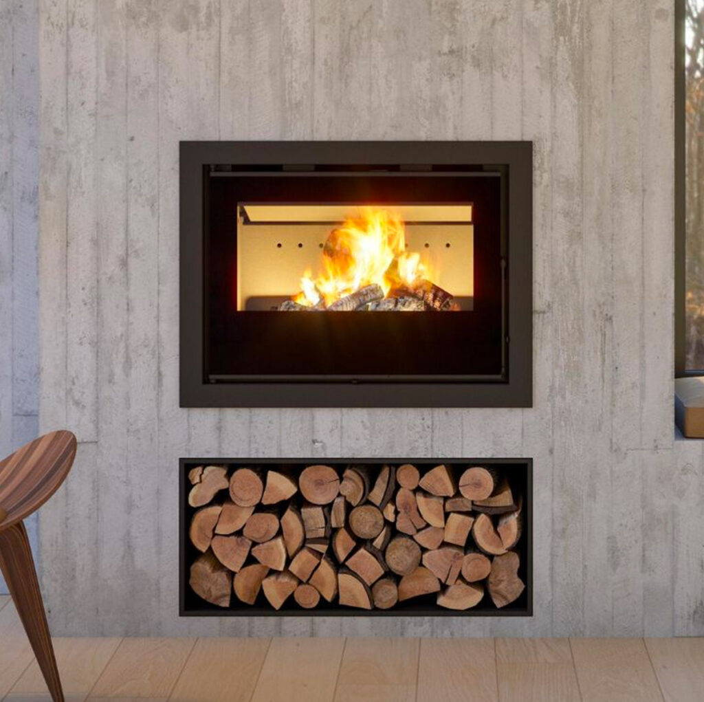 Insert et foyer à bois Chama Premium II chez Poêle & Ambiance sur Valence (Drôme Ardèche)