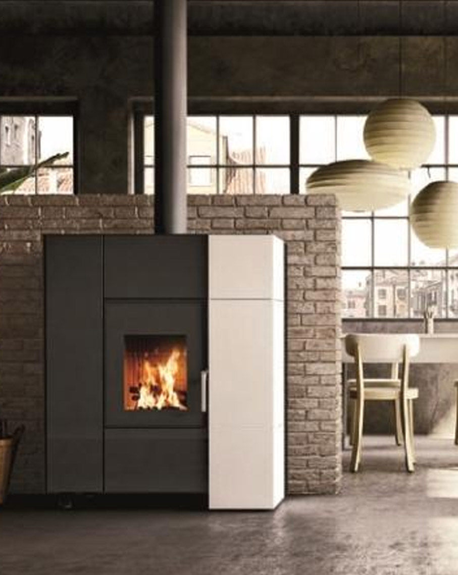 Palazzetti, marque de poêles mixte (bois et granulés) disponible sur Valence et dans toute la Drôme et l'Ardèche avec Poêle & Ambiance