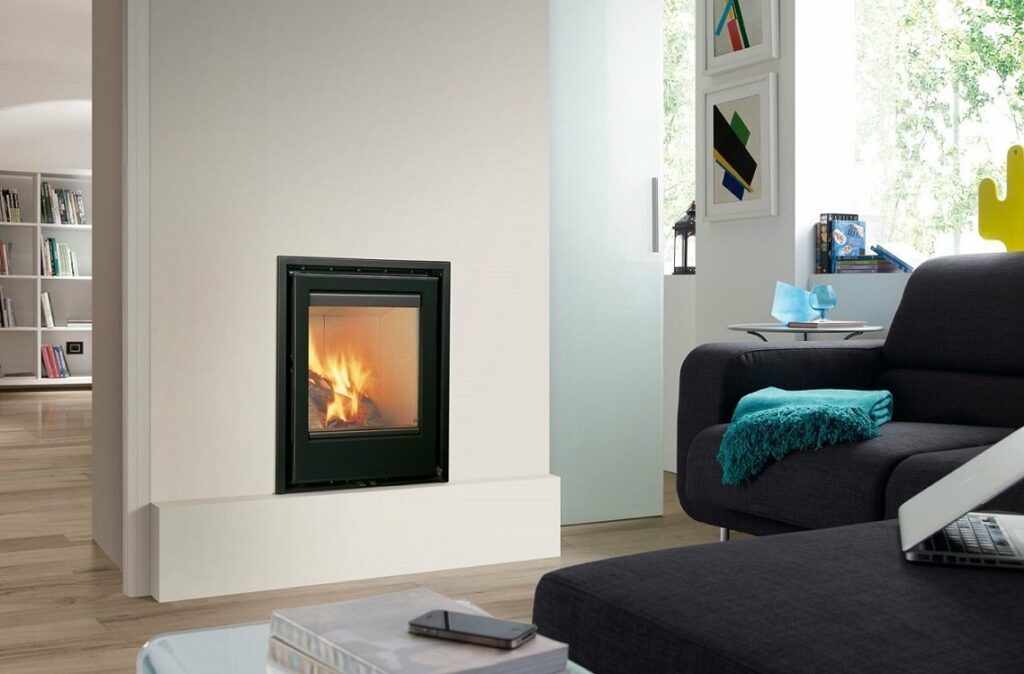Insert à bois Rocal ARc 50V chez Poêle & Ambiance sur Valence (Drôme Ardèche)